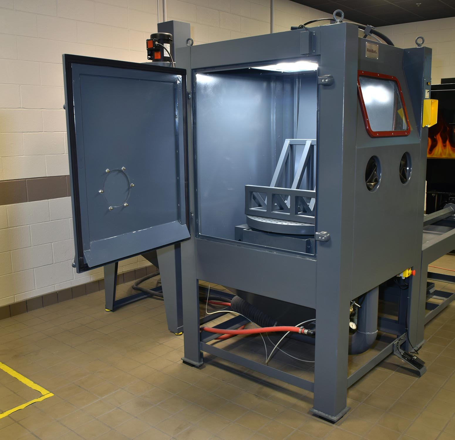 Pressure Blast Mold Cleaning Systems MaxiBlast